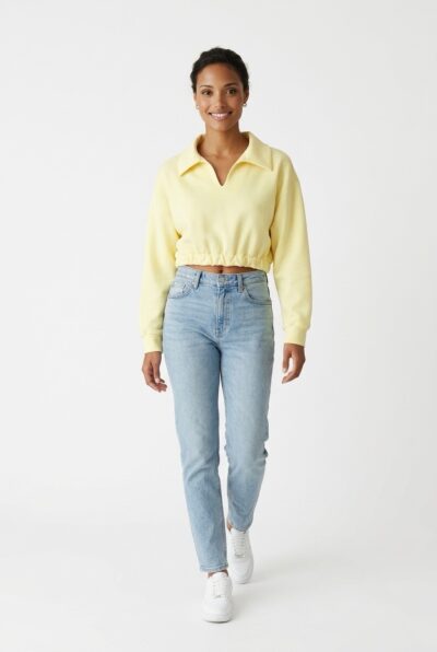 Amores-Soft-Crop-Sweater